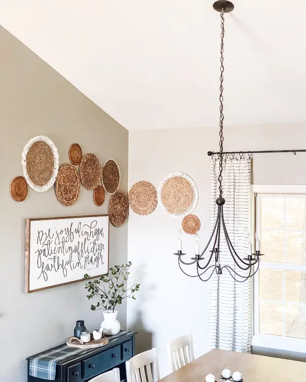 basket wall in the dining room with high ceiling