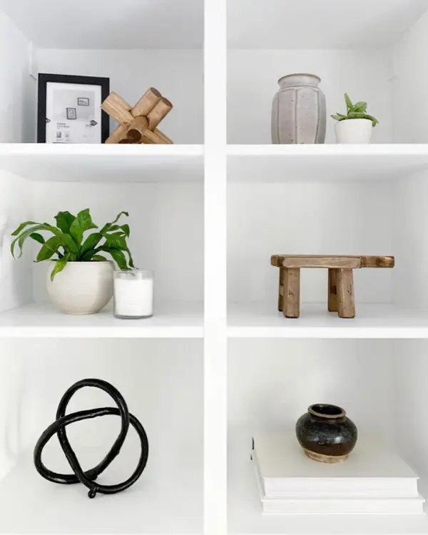 geometric shapes when shelf styling