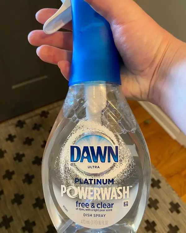 Dawn powerwash is what I used to clean the indoor/outdoor rug