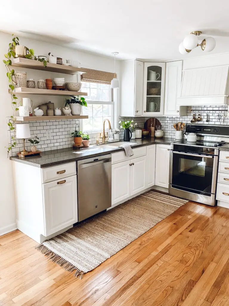 How to Hang a Utensil Rack in the Kitchen without Holes in the Tile