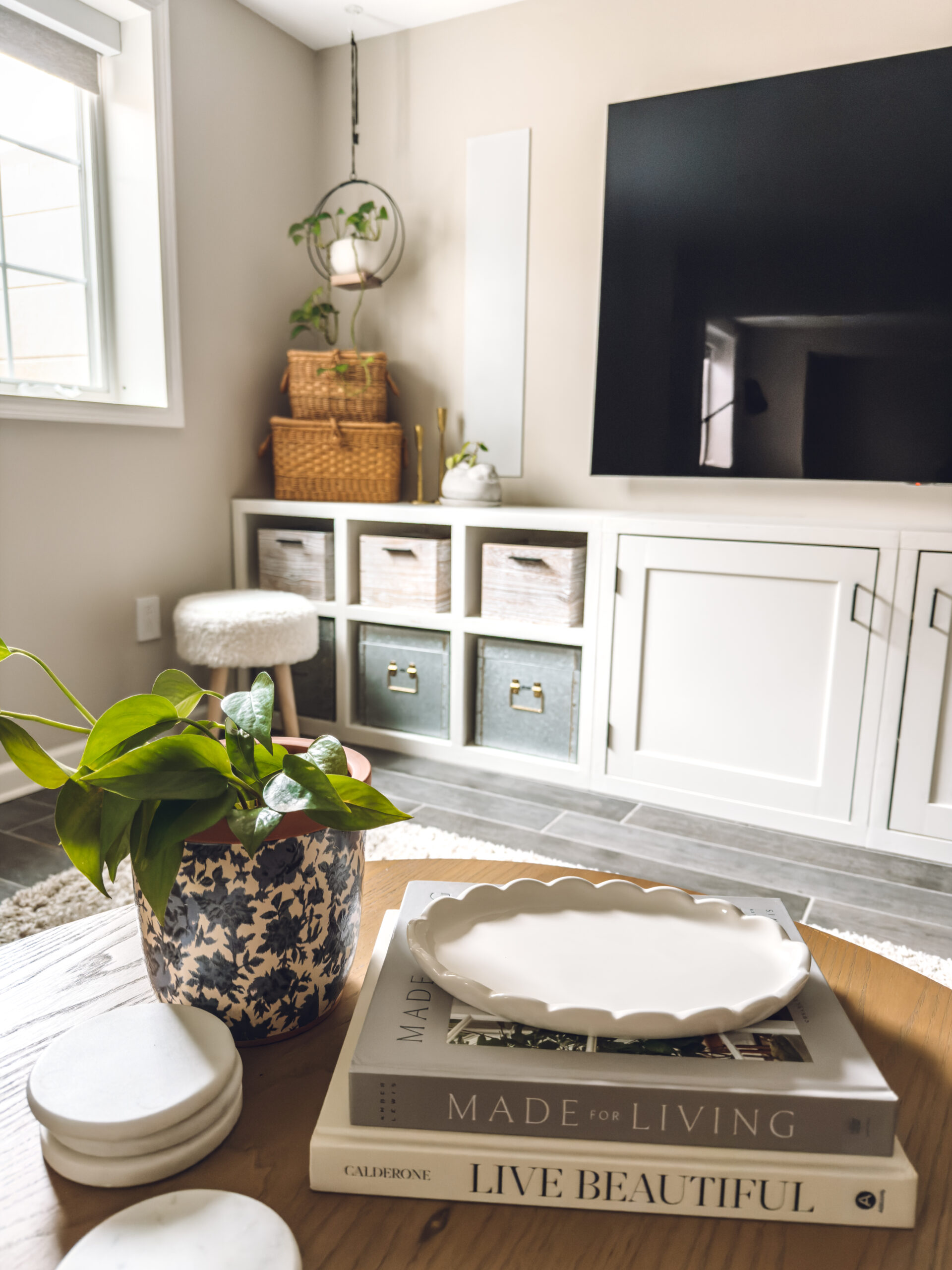 blue floral planter and a small scalloped edge tray